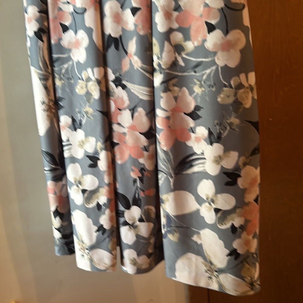 Lovely Gray, Pink and Cream Lane Bryant 14W dress. - Picture 3 of 5